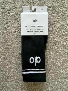 NWT ALO Yoga Unisex Throwback Sock - Dark Gray with White Stripe & Logo Medium